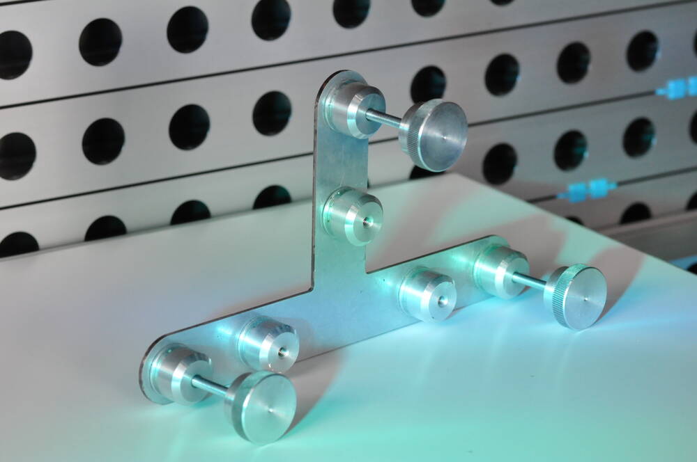 6-Pin Connectors