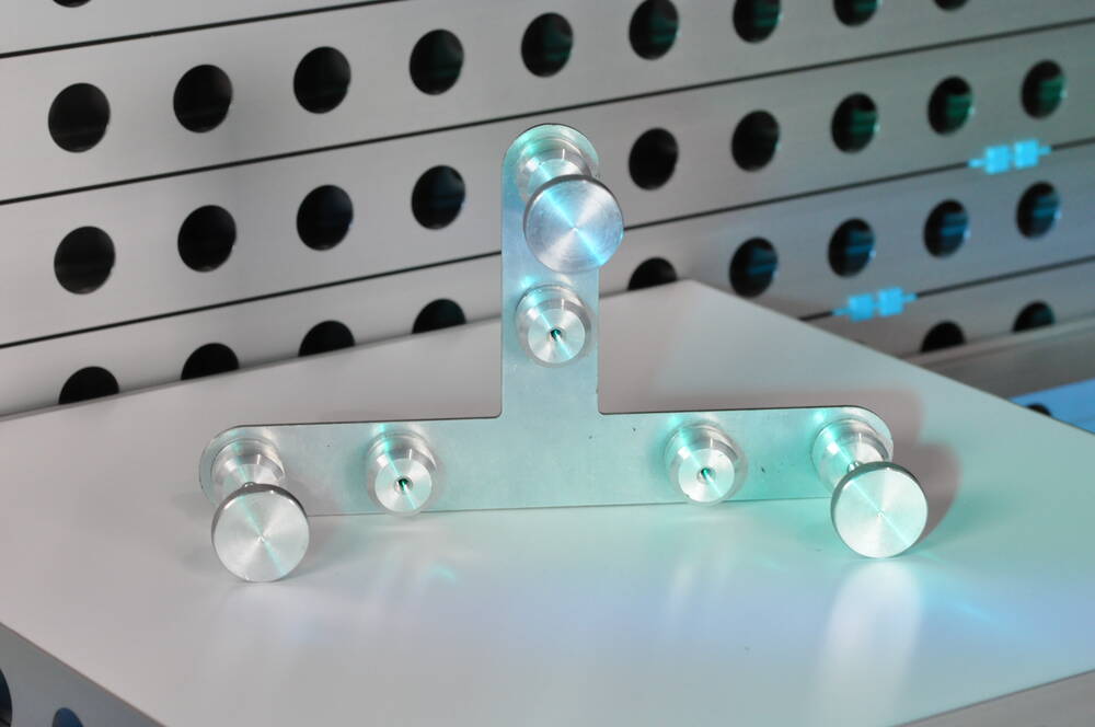 6-Pin Connectors